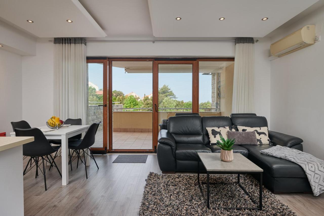 Lucia Apartment Cavtat