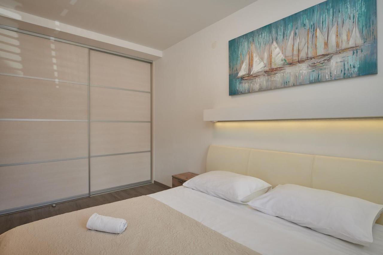 Lucia Apartment